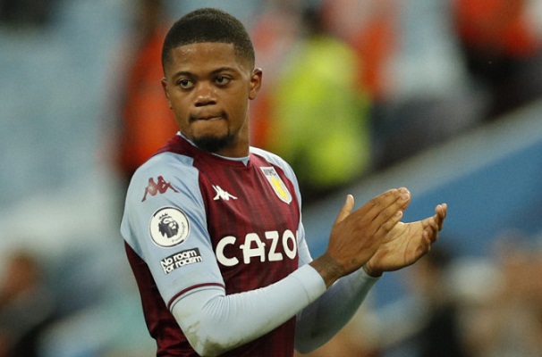 Pemain Aston Villa Leon Bailey setelah pertandingan Liga Inggris melawan Everton di Villa Park, Birmingham, Inggris